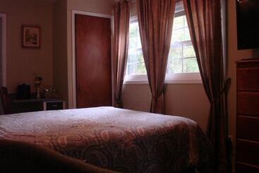 پانسیون Prince County Guest House
