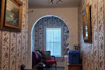 پانسیون Prince County Guest House