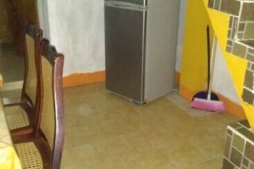 پانسیون Room In Guest Room   Posada Green Sea Villa Helen Kilometer 4 Bypass