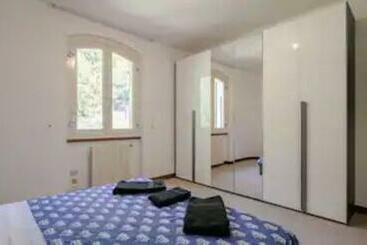 پانسیون Villa Con Piscina Privata   Vista Panoramica   7s   20 Guest