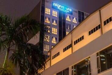 هتل آپارتمان The Signature Serviced Suites Puchong