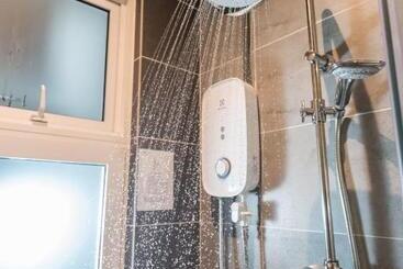 The Signature Serviced Suites Puchong