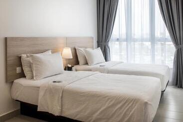 The Signature Serviced Suites Puchong
