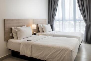 The Signature Serviced Suites Puchong