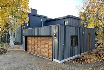 تختخواب و صبحانه 好丘。hacho House