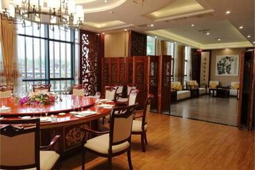 هتل 7days Premium Mianyang Donghu Park Branch