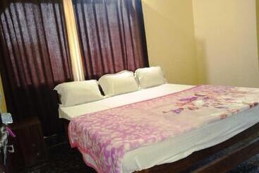 בית מלון כפרי Chouhan Palace