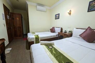 پانسیون Reach Kunthea Guesthouse