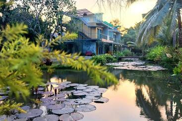 استراحتگاه River Coco @ Amphawa