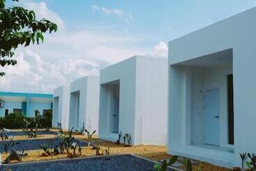 Tj Garden & Resort
