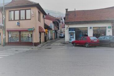 هاستل Kingdom Rooms Visoko