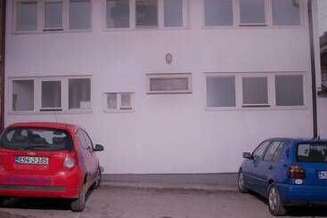 هاستل Kingdom Rooms Visoko