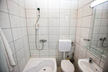 هاستل Kingdom Rooms Visoko