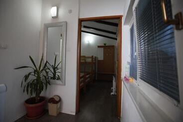 هاستل Kingdom Rooms Visoko