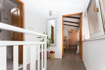 هاستل Kingdom Rooms Visoko