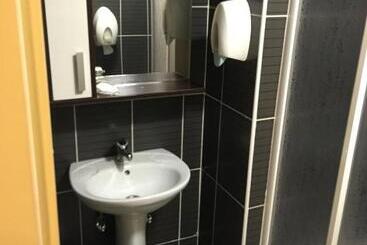Bed & Breakfast Karavan