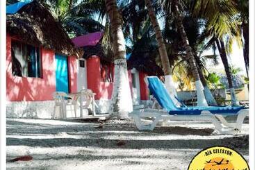 هتل Cabañas Camping Ria Celestun