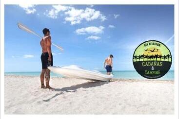 هتل Cabañas Camping Ria Celestun