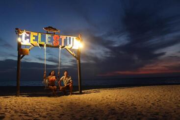 هتل Cabañas Camping Ria Celestun