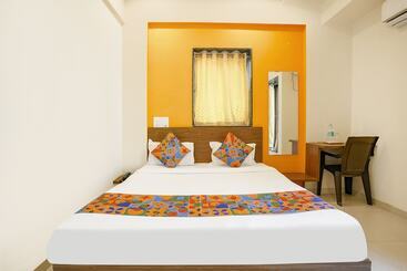 Fabhotel 24 Baner   Nr Mcf Camp