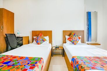 Fabhotel 24 Baner   Nr Mcf Camp