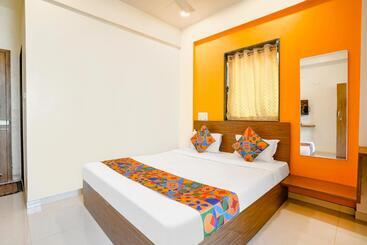 Fabhotel 24 Baner   Nr Mcf Camp