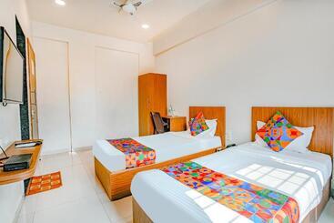 Fabhotel 24 Baner Nr Mcf Camp