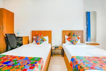 Fabhotel 24 Baner   Nr Mcf Camp