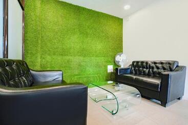 Fabhotel 24 Baner   Nr Mcf Camp