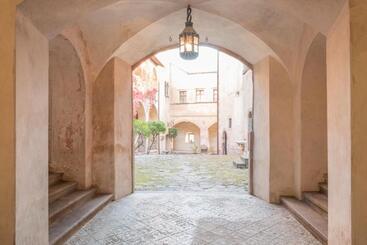 هتل Schloss Freudenstein