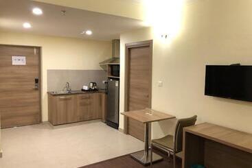 هتل Starlit Suites Tirupati
