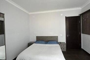 هتل Villa Bakuriani