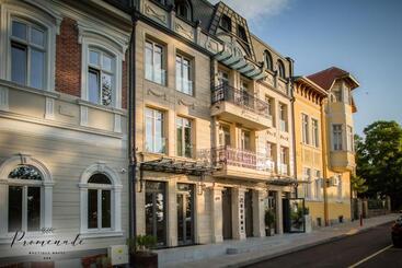 هتل Villa Promenade