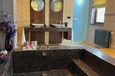 Relax In Style Boutique Hotel Adults Only - Brasov