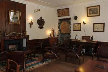 هتل Auberge De L Echauguette