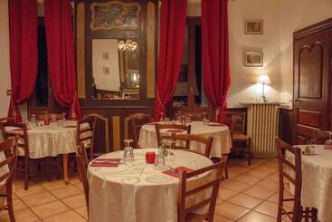 هتل Auberge De L Echauguette