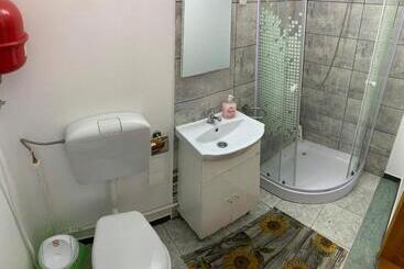 پانسیون Casa Debora