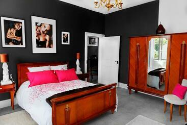 پانسیون Le Cherche Midi Chambres D Hôtes Avec Cuisine Equipee Grand Jardin Parking Securise Gratuit