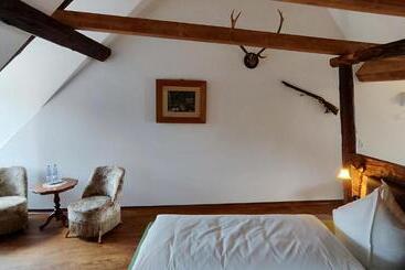 Traditions   Hotel Zur Tanne