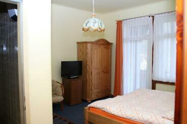 هاستل Gasthof Edelweiss