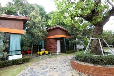 هتل The Rabbit Home