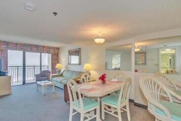 Magnificent Views From This 8th Floor 2br 2ba In North Myrtle Beach