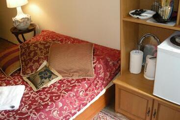 پانسیون Guest Room In Old Town