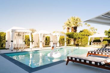 El Cid By Avantstay 16 Occ Full Hotel Buyout In Palm Springs W Pool