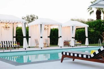 El Cid By Avantstay 16 Occ Full Hotel Buyout In Palm Springs W Pool