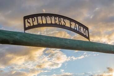 هتل Splitters Farm