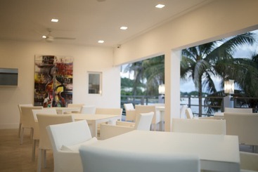 La Vue Boutique Hotel & Beach Club