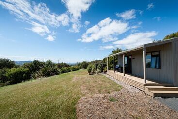 هتل Auckland Country Cottages