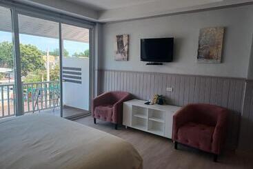 هتل Koh Larn Riviera
