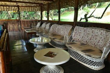 هتل Lake Kitandara Camp